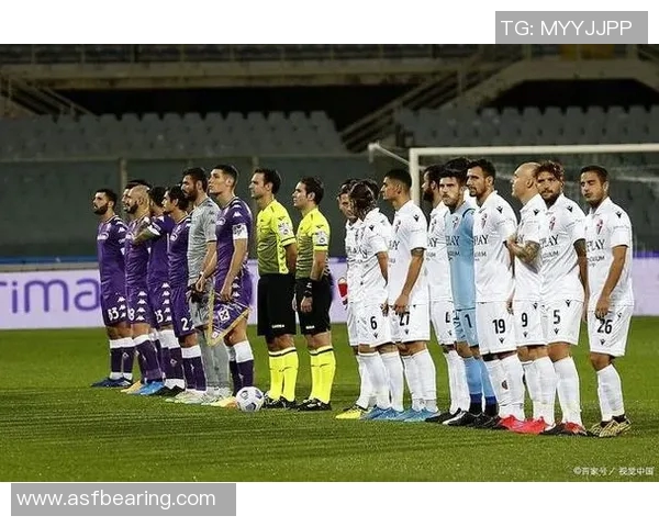 以防守为核心构建球队体系 提升整体实力与比赛稳定性的策略分析