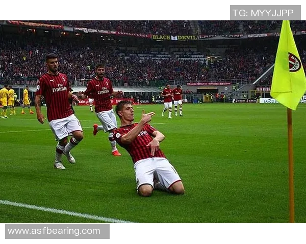 意甲是否存在“共产主义球队”?球迷玩梗解析